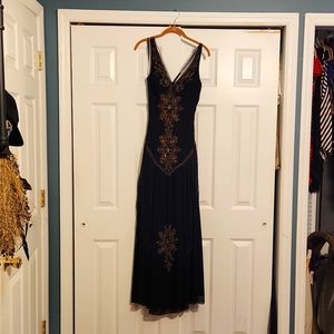 Embroidery beaded decorative wedding prom dress